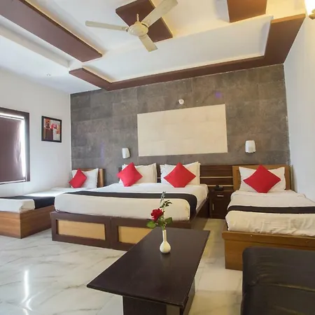 Optimum Tara Palace @ Taj